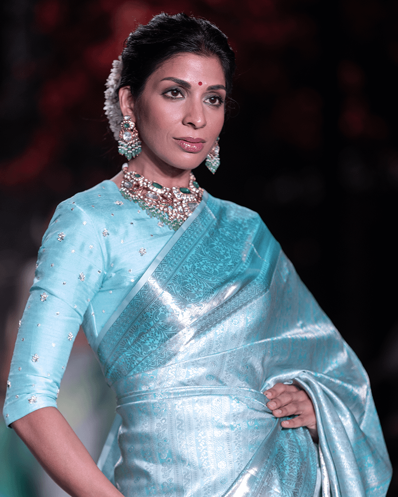 Icy Blue Kanjivaram Saree - Image 2